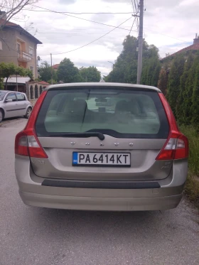 Обява за продажба на Volvo V70 D5 4x4 ~10 600 лв. - изображение 1