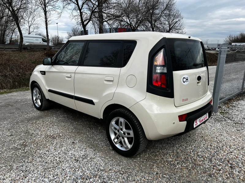 Kia Soul 1.6i 176000km. SWISS EDITION, снимка 4 - Автомобили и джипове - 44293928