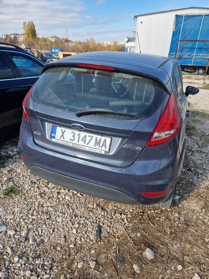 Ford Fiesta, снимка 6 - Автомобили и джипове - 48367701