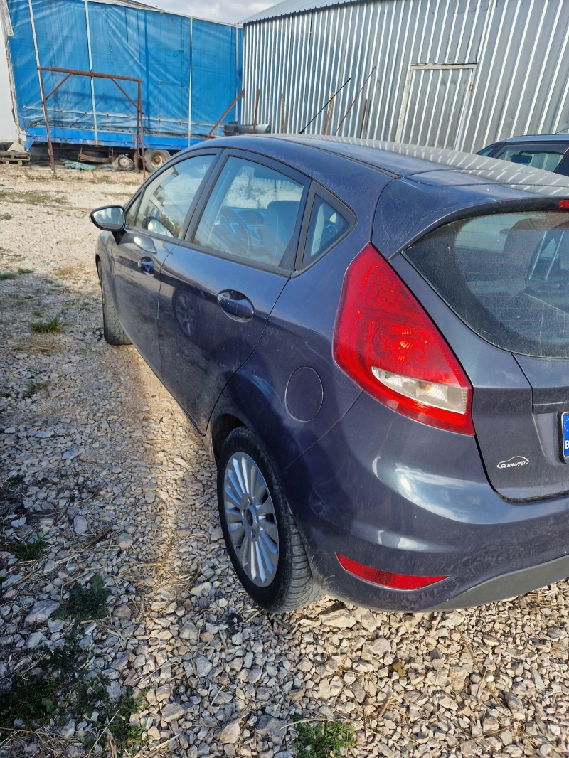 Ford Fiesta, снимка 3 - Автомобили и джипове - 48367701