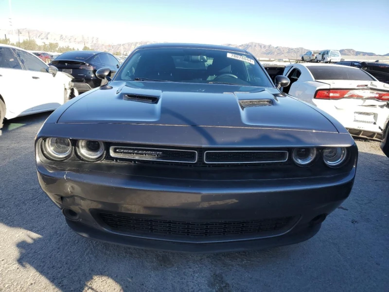 Dodge Challenger SXT, снимка 2 - Автомобили и джипове - 48539275