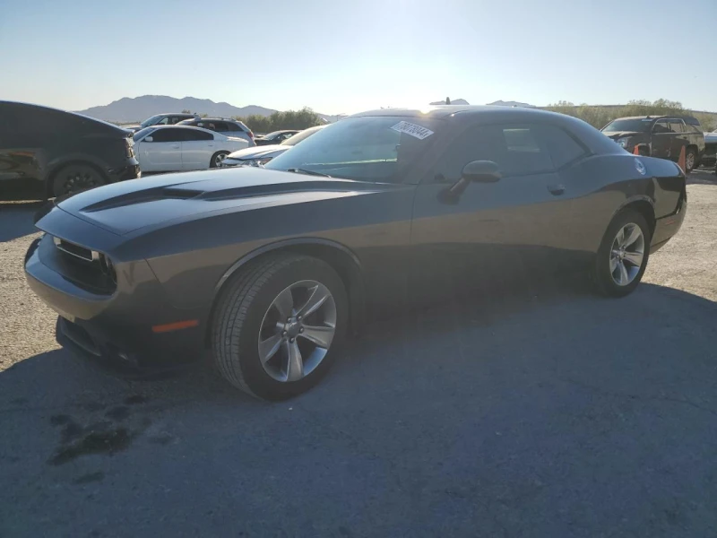 Dodge Challenger SXT, снимка 1 - Автомобили и джипове - 48539275