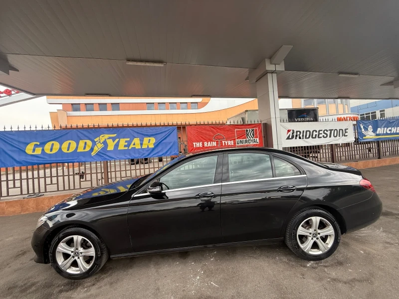 Mercedes-Benz E 220 9G* 2018г* W213* Кожа* Нави* LED* , снимка 4 - Автомобили и джипове - 51514383