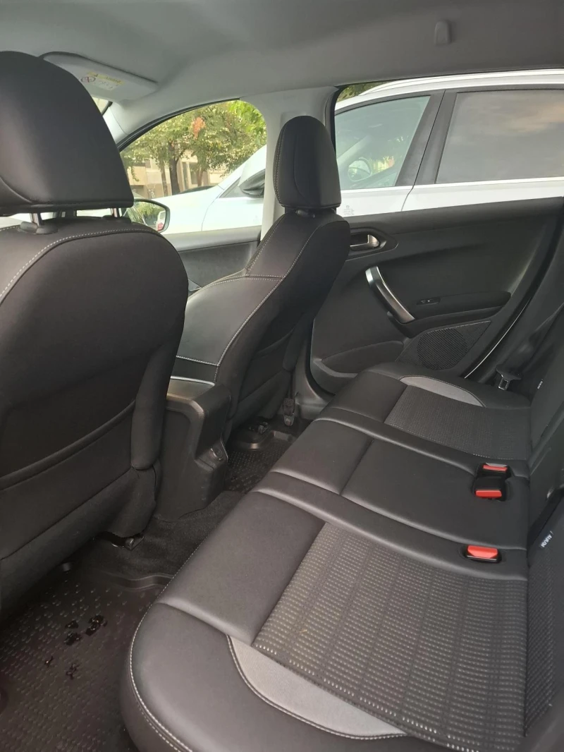 Peugeot 2008 ALLURE 1.2/ PANDORA SMART, снимка 11 - Автомобили и джипове - 52427788