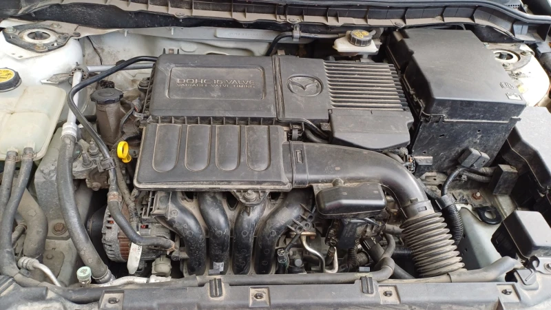 Mazda 3 хечбек, снимка 9 - Автомобили и джипове - 52544235