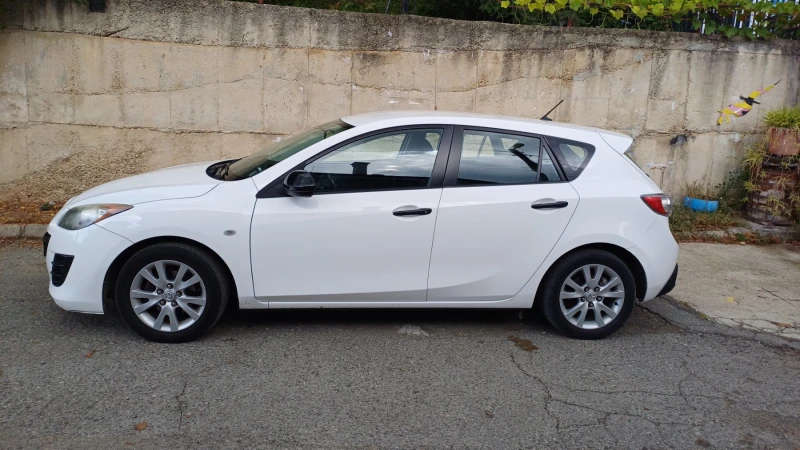 Mazda 3 хечбек, снимка 4 - Автомобили и джипове - 52544235
