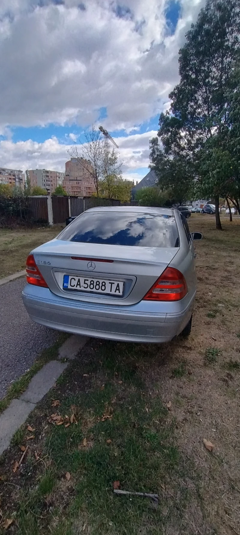 Mercedes-Benz C 180, снимка 4 - Автомобили и джипове - 52018869