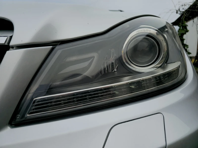 Mercedes-Benz C 250 AMG, снимка 17 - Автомобили и джипове - 52672727