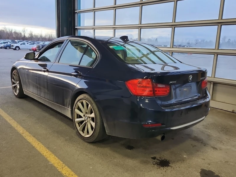 BMW 320 * 320I XDRIVE * CARFAX * БЕЗ ПЪРВОНАЧАЛНА ВНОСКА, снимка 4 - Автомобили и джипове - 52724936