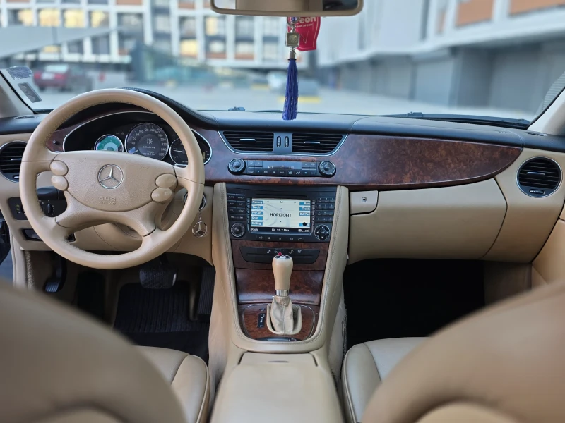 Mercedes-Benz CLS 320 3.2 CDI, снимка 13 - Автомобили и джипове - 53077633