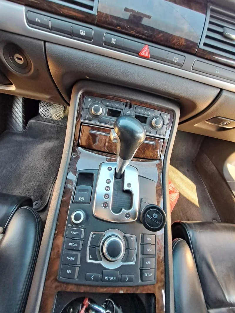 Audi A8 * S8 OPTIC* 4.2 BiTDI , снимка 11 - Автомобили и джипове - 53287424