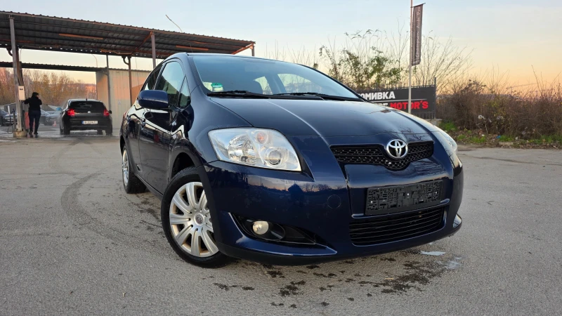 Toyota Auris КАТО ЧИСТО НОВА, снимка 3 - Автомобили и джипове - 53541301