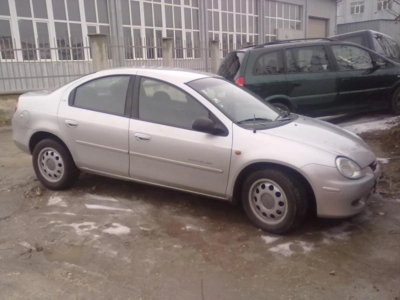 Chrysler Neon 2000, снимка 1 - Автомобили и джипове - 45185716