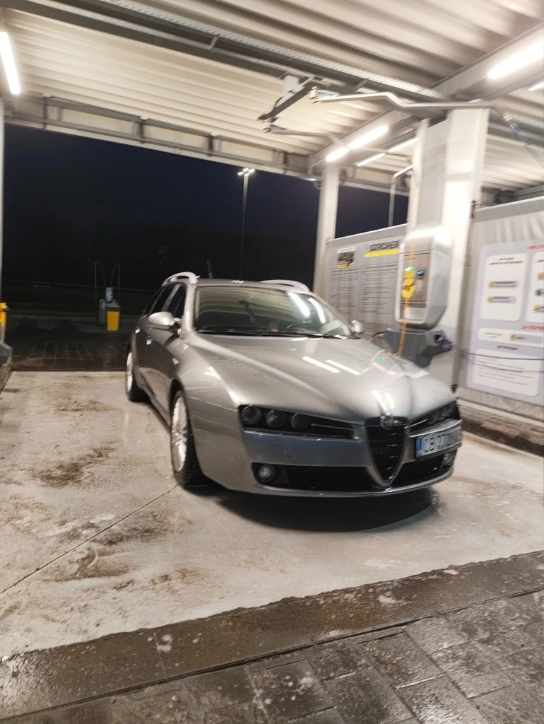 Alfa Romeo 159 sportwagon JTDm - изображение 5