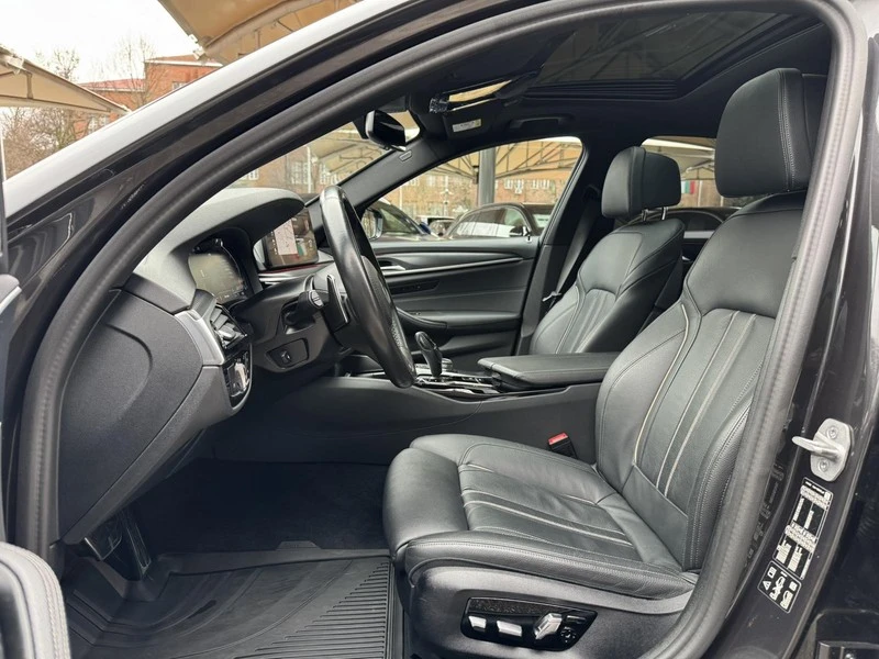 BMW 530 d xDrive, снимка 10 - Автомобили и джипове - 53507038
