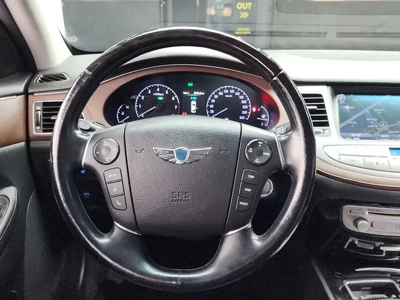 Hyundai Genesis 3.3, снимка 13 - Автомобили и джипове - 54615975