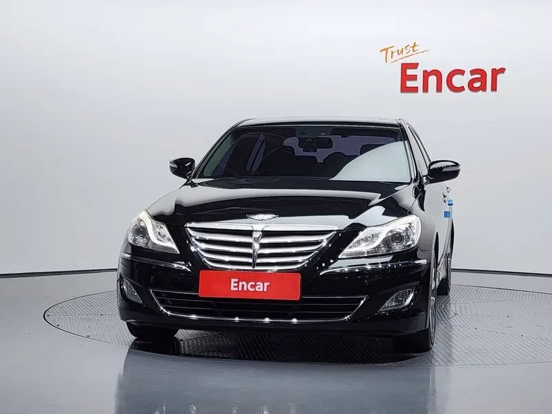 Hyundai Genesis 3.3, снимка 2 - Автомобили и джипове - 54615975