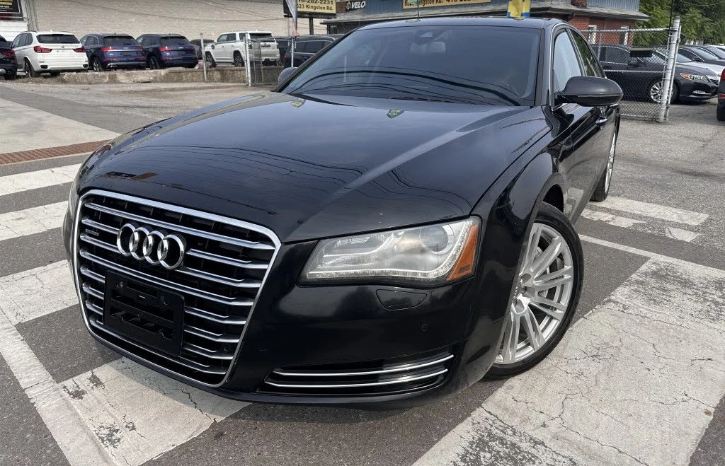 Audi A8 * Premium* АвтоКредит* (Цена до БГ), снимка 1