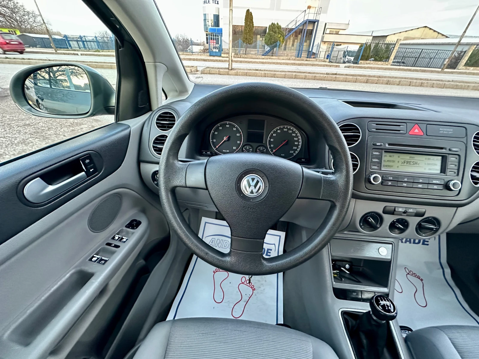 VW Golf Plus 1.4 бензин  - изображение 10