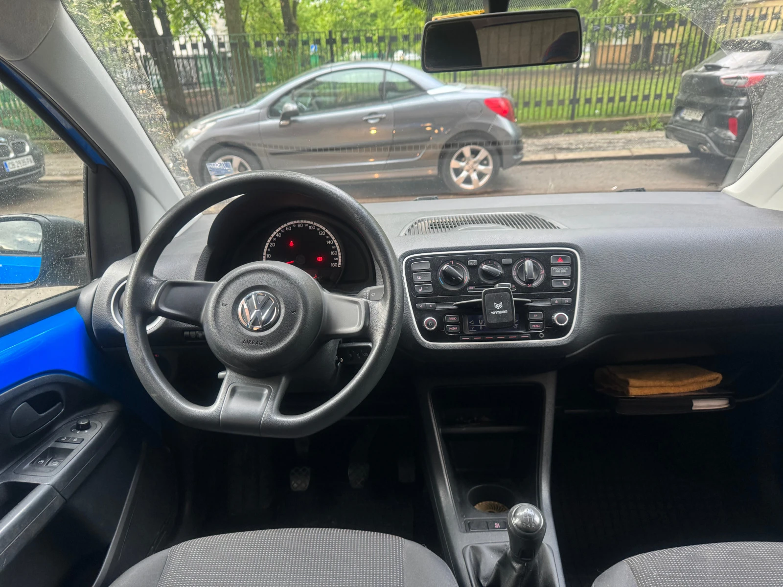 VW Up 1, 0 MPI - Първи собственик-НОВА-80 000 км. - изображение 10