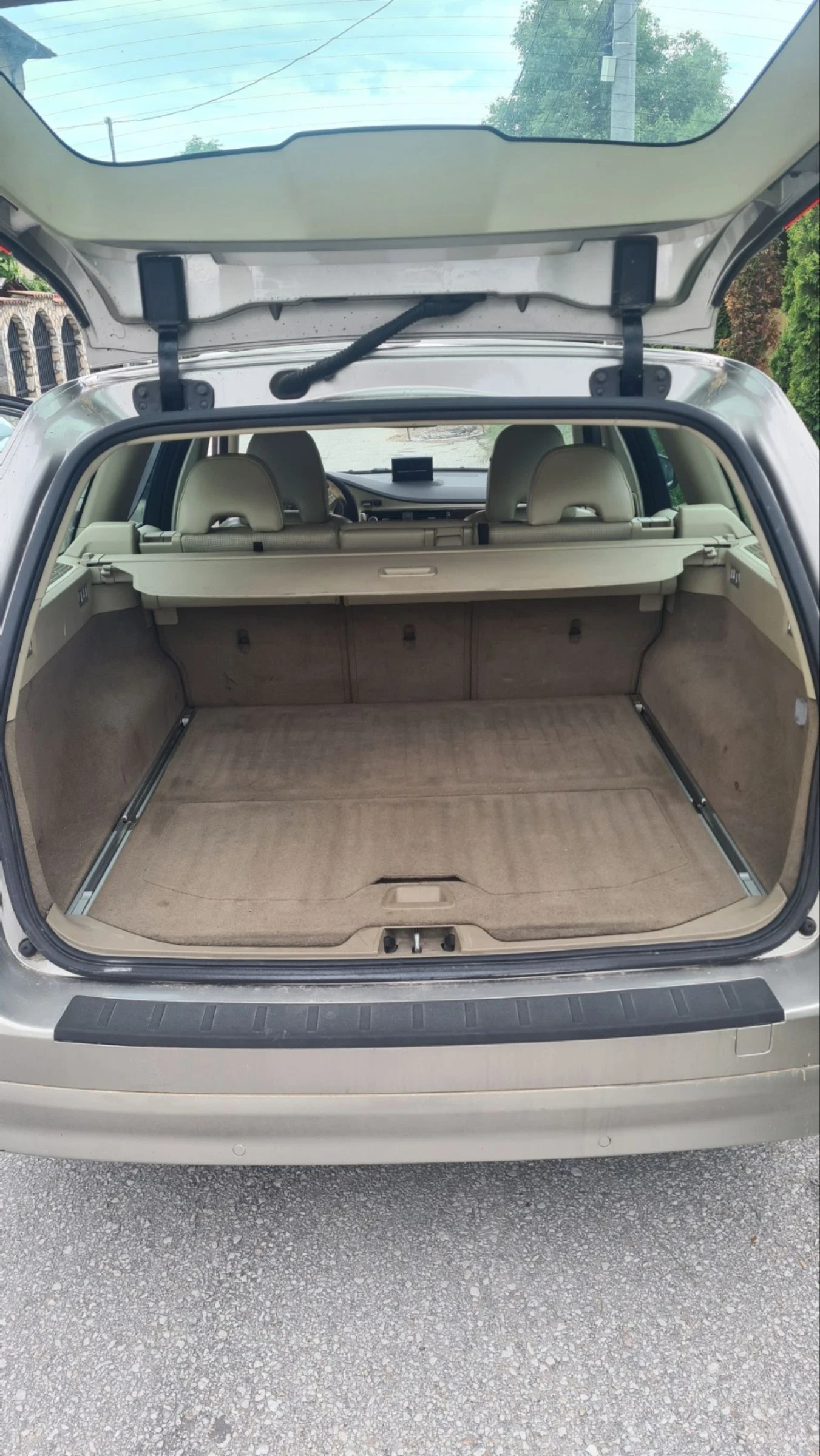Volvo V70 D5 4x4 - изображение 8
