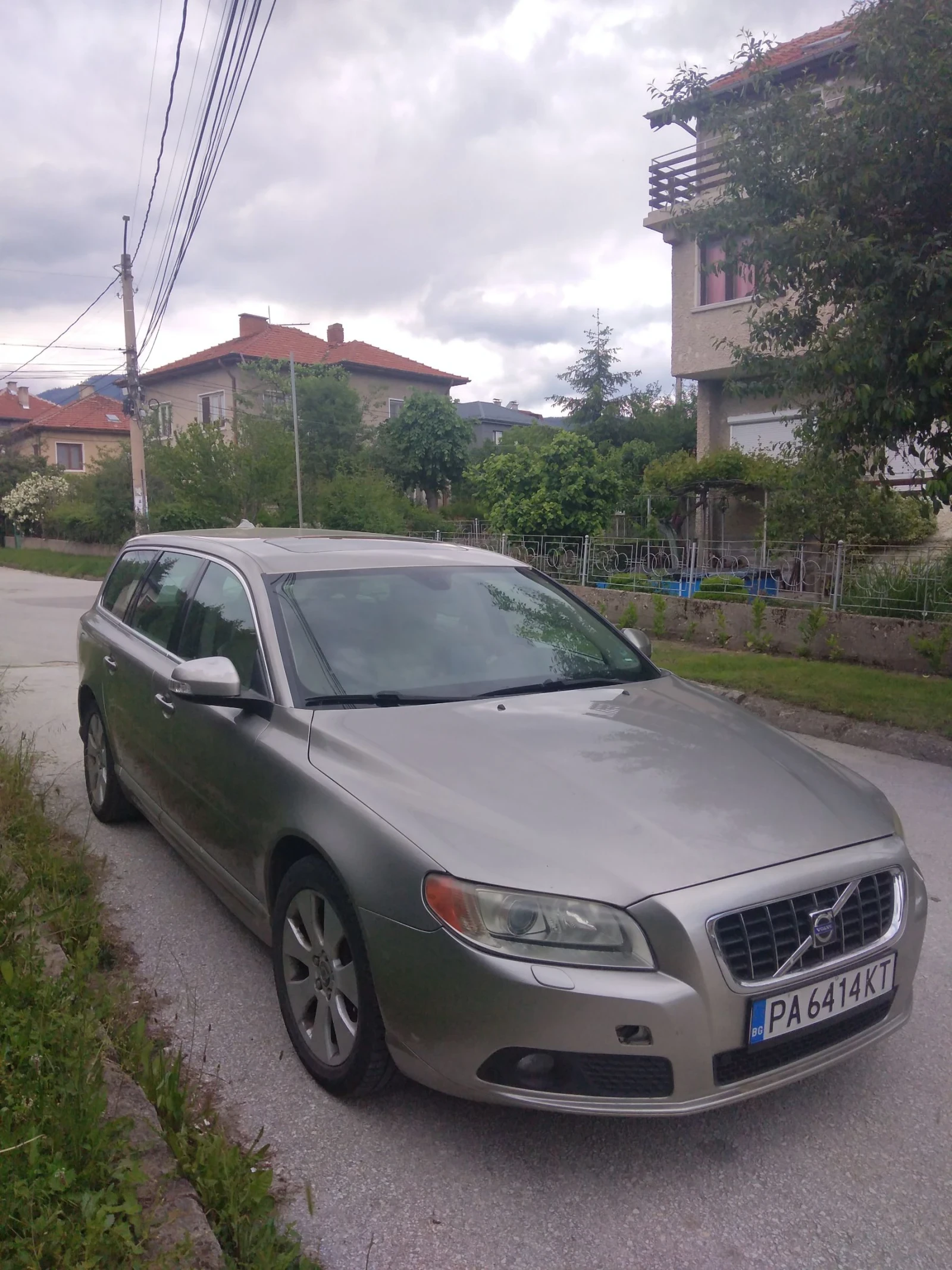 Volvo V70 D5 4x4 - изображение 4