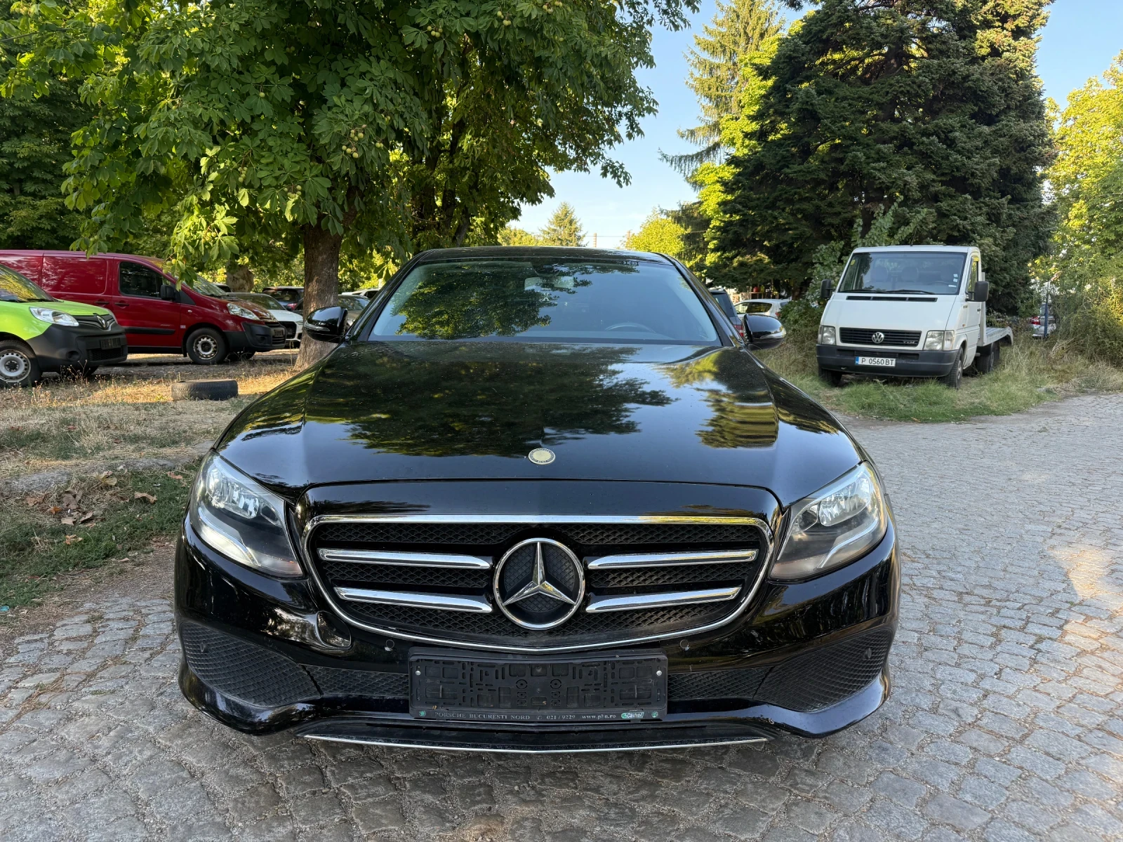 Mercedes-Benz E 220 9G* Кожа* Нави* LED* ВИДЕО - изображение 3