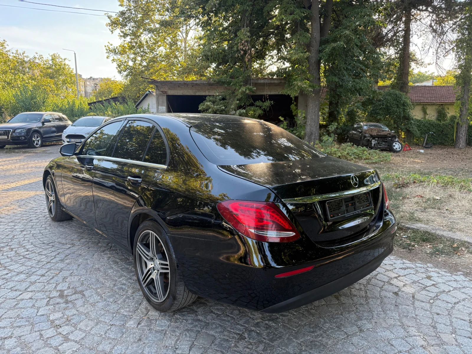 Mercedes-Benz E 220 9G* Кожа* Нави* LED* ВИДЕО - изображение 5