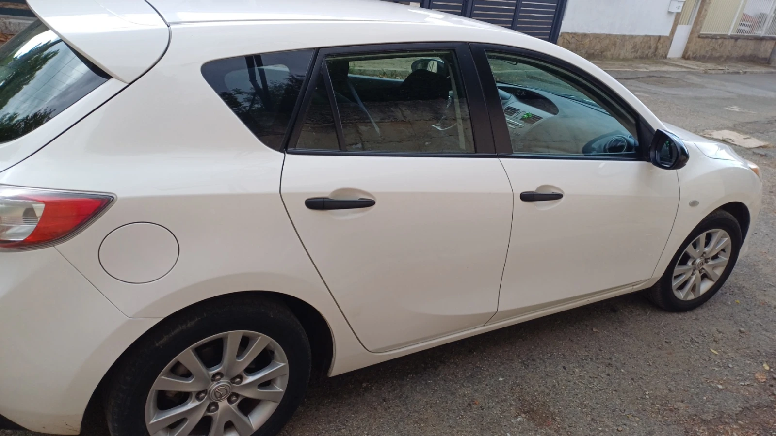 Mazda 3 хечбек | Mobile.bg — изображение 2