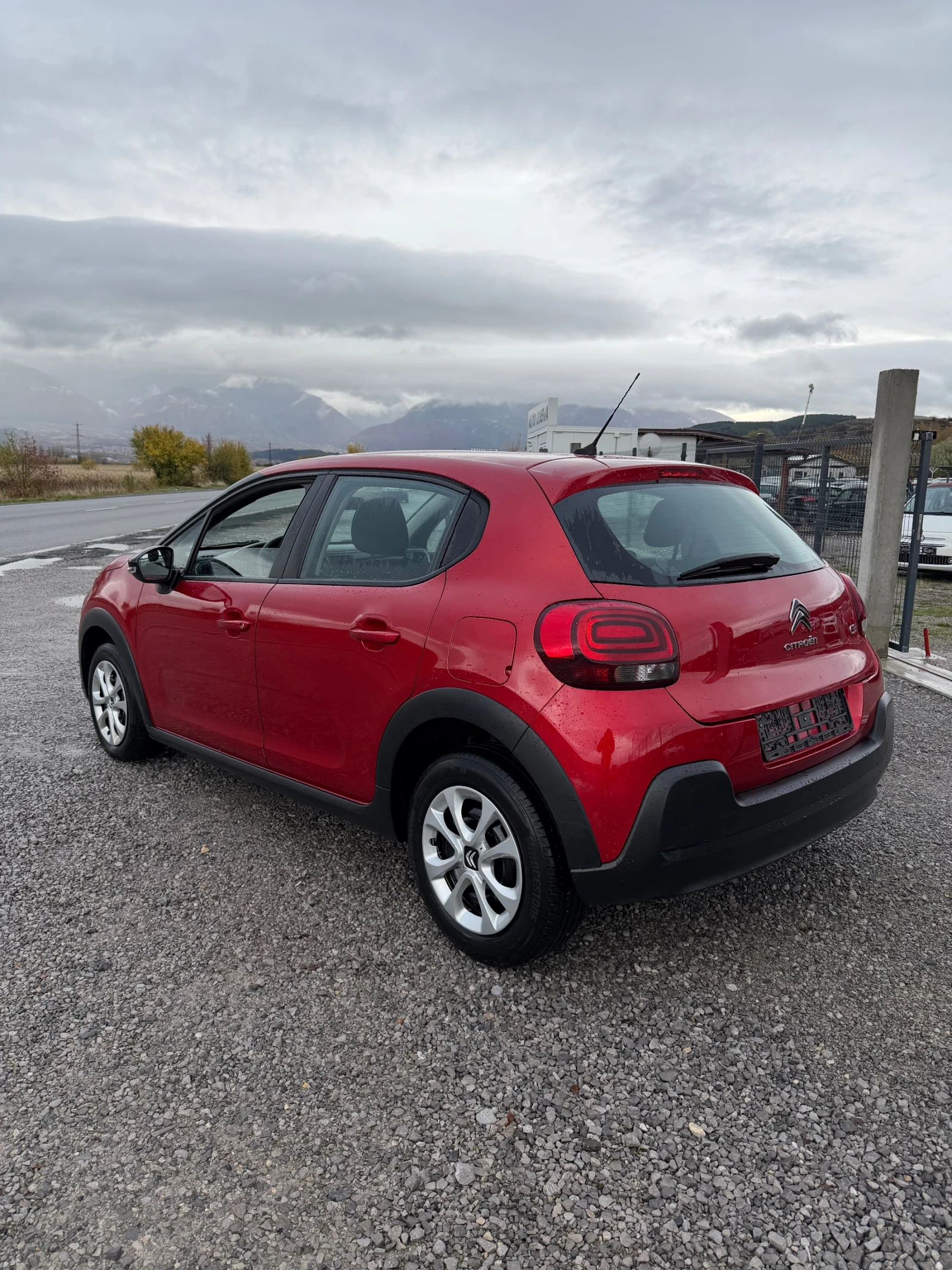 Citroen C3 1.2i FACELIFT LED * 103k km* EURO 6d TUV COC | Mobile.bg   7