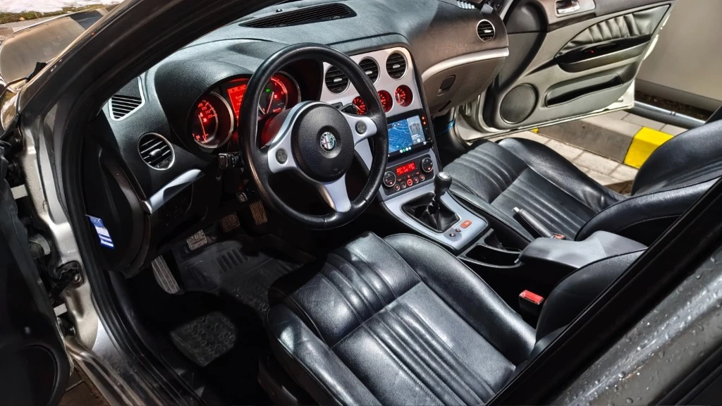 Alfa Romeo 159 sportwagon JTDm - изображение 7