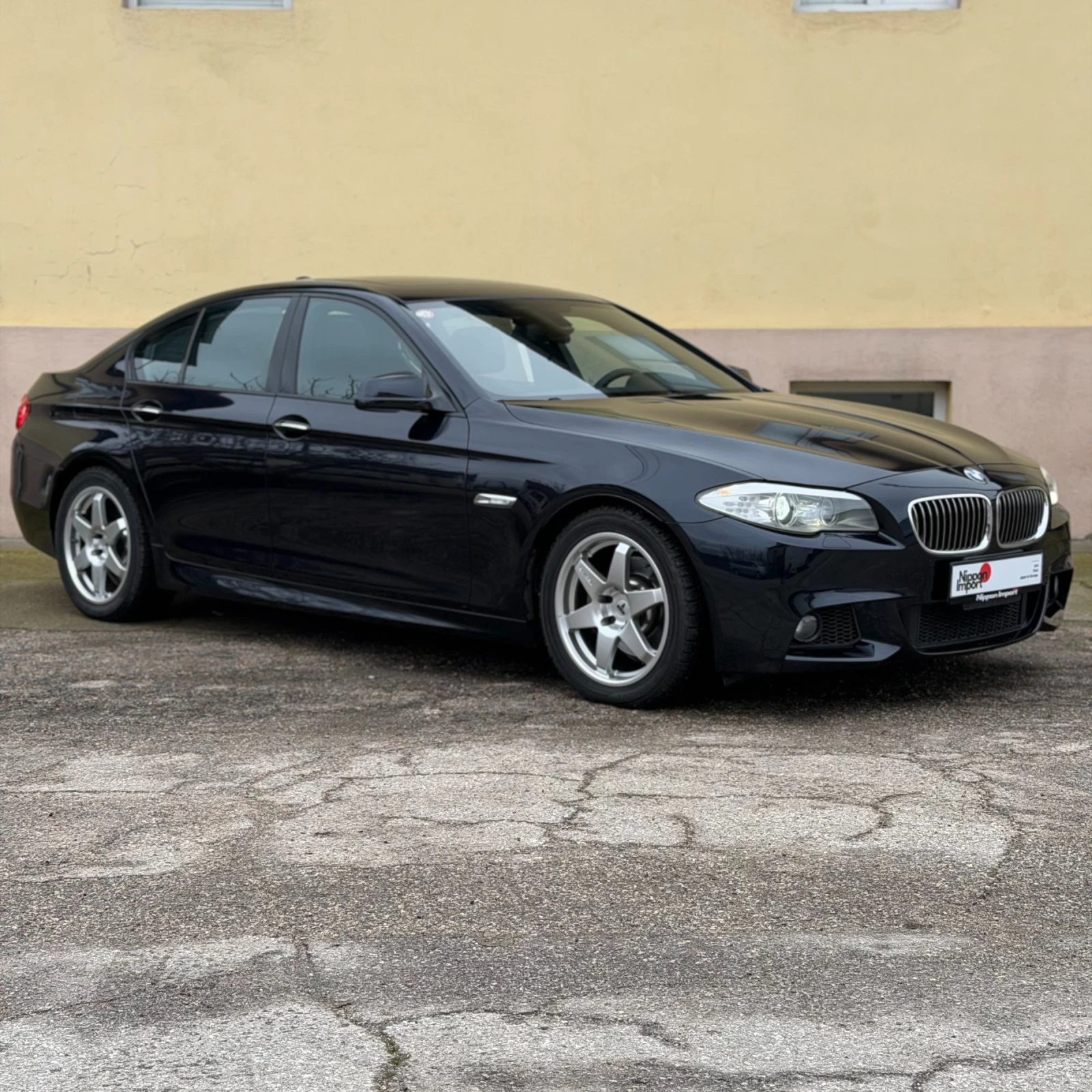 BMW 528 94000 км M-pack внос Япония - изображение 2