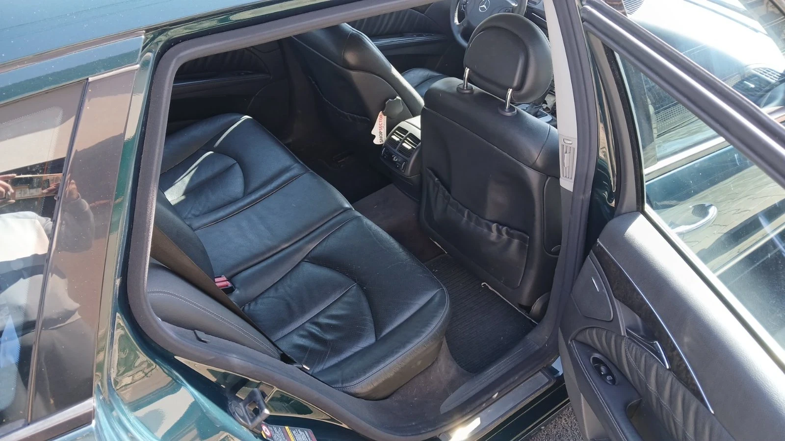 Mercedes-Benz E 320, снимка 8 - Автомобили и джипове - 53746006