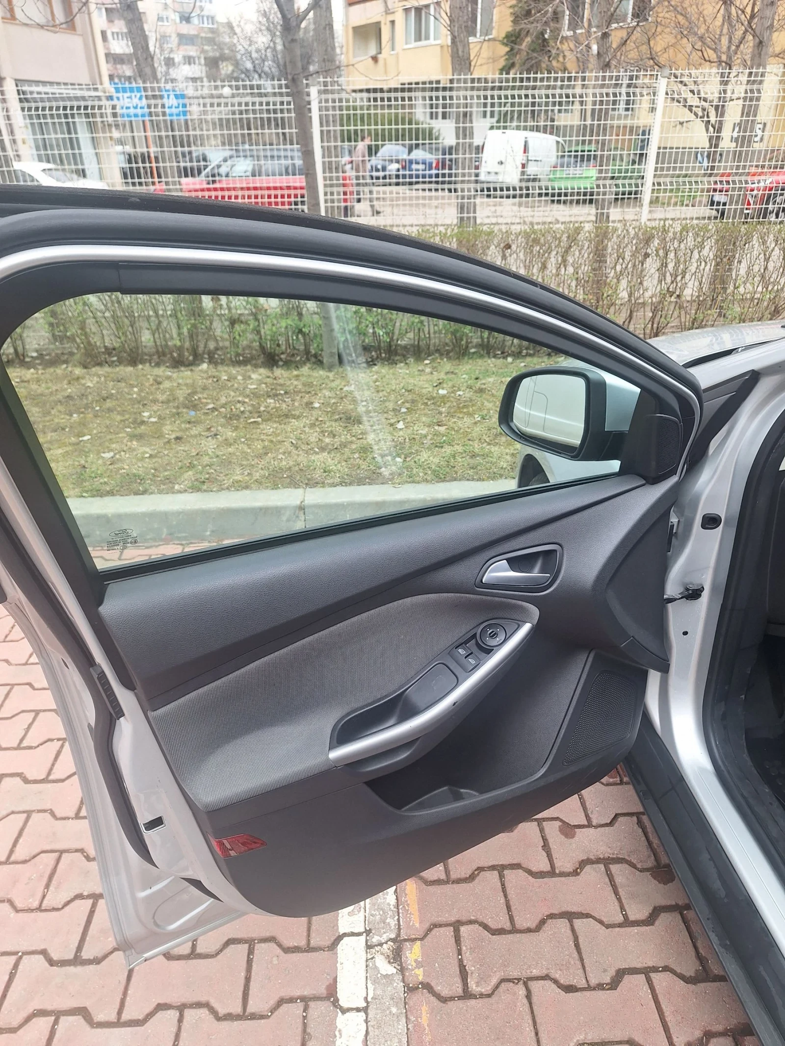 Ford Focus, снимка 11 - Автомобили и джипове - 54013909