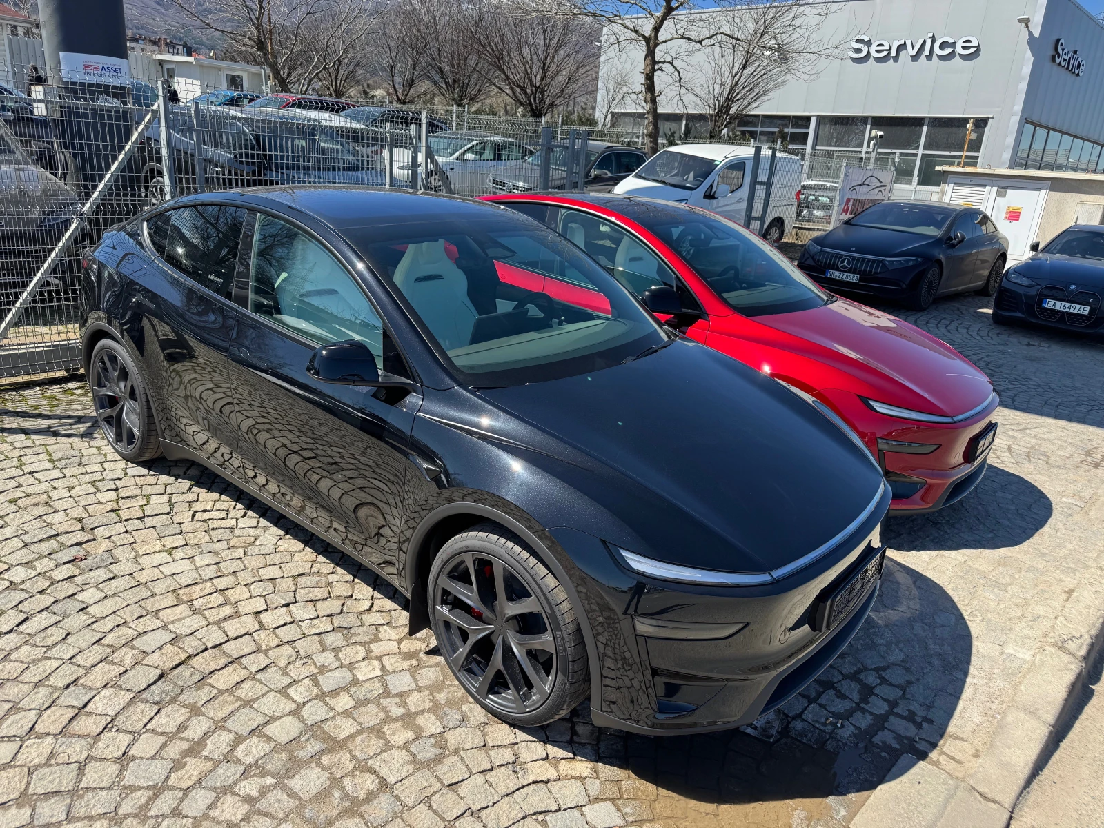 Tesla Model Y PERFOMANCE - 2026, снимка 2 - Автомобили и джипове - 54040131