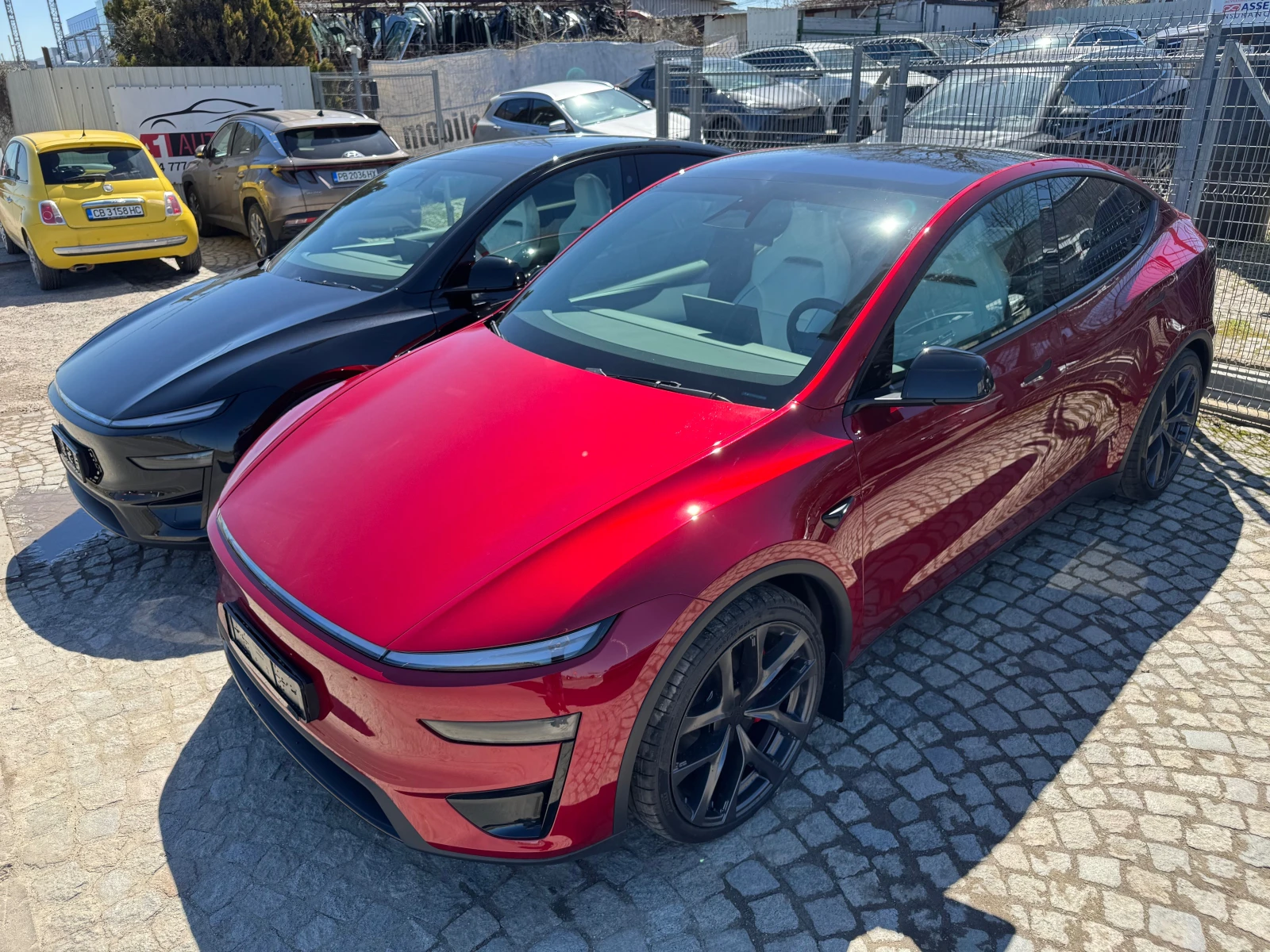 Tesla Model Y PERFOMANCE - 2026