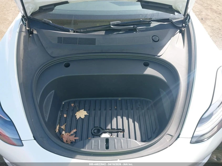 Tesla Model 3 Long Range AWD, снимка 10 - Автомобили и джипове - 54319453