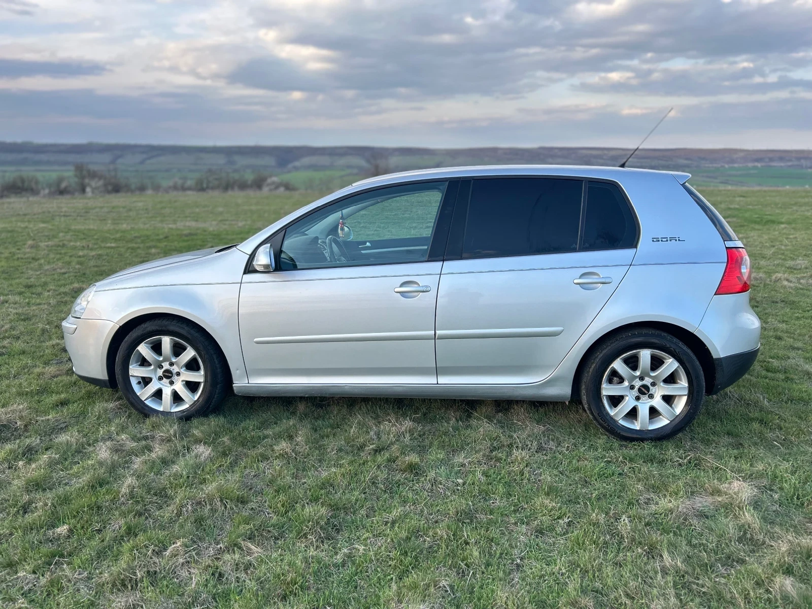 VW Golf GOLF 5 GOAL 1.9TDI, снимка 8 - Автомобили и джипове - 54369038