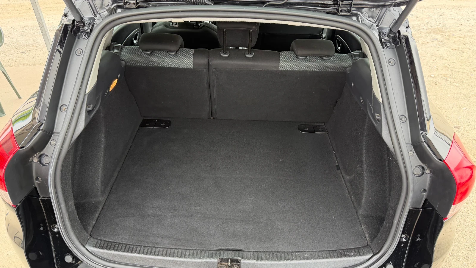 Renault Clio 1.5DCI EURO6, снимка 13 - Автомобили и джипове - 54495823