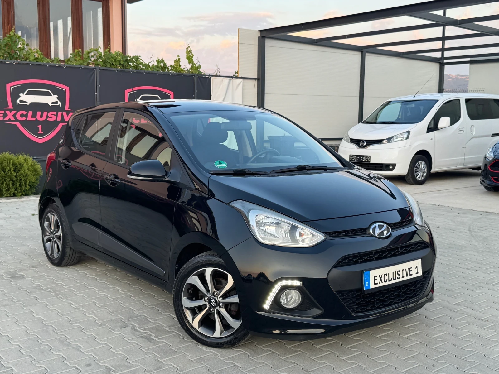 Hyundai I10 NAVI CAR PLAY, снимка 7 - Автомобили и джипове - 55221309