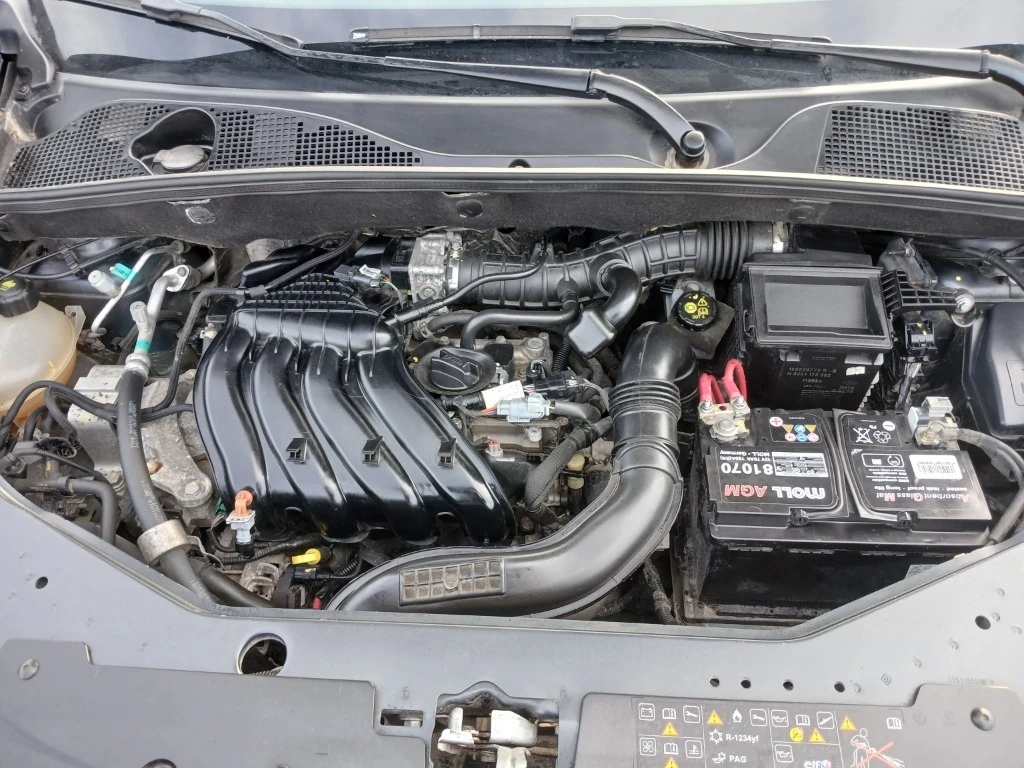 Dacia Lodgy 1.6 Бензин, снимка 10 - Автомобили и джипове - 54861403