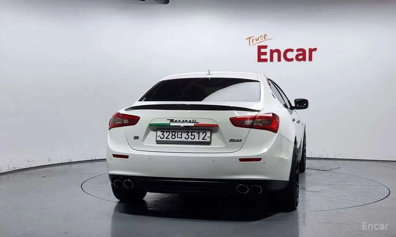 Maserati Ghibli * 3.0 Diesel * ЦЕНА ДО БГ, снимка 4 - Автомобили и джипове - 55578538