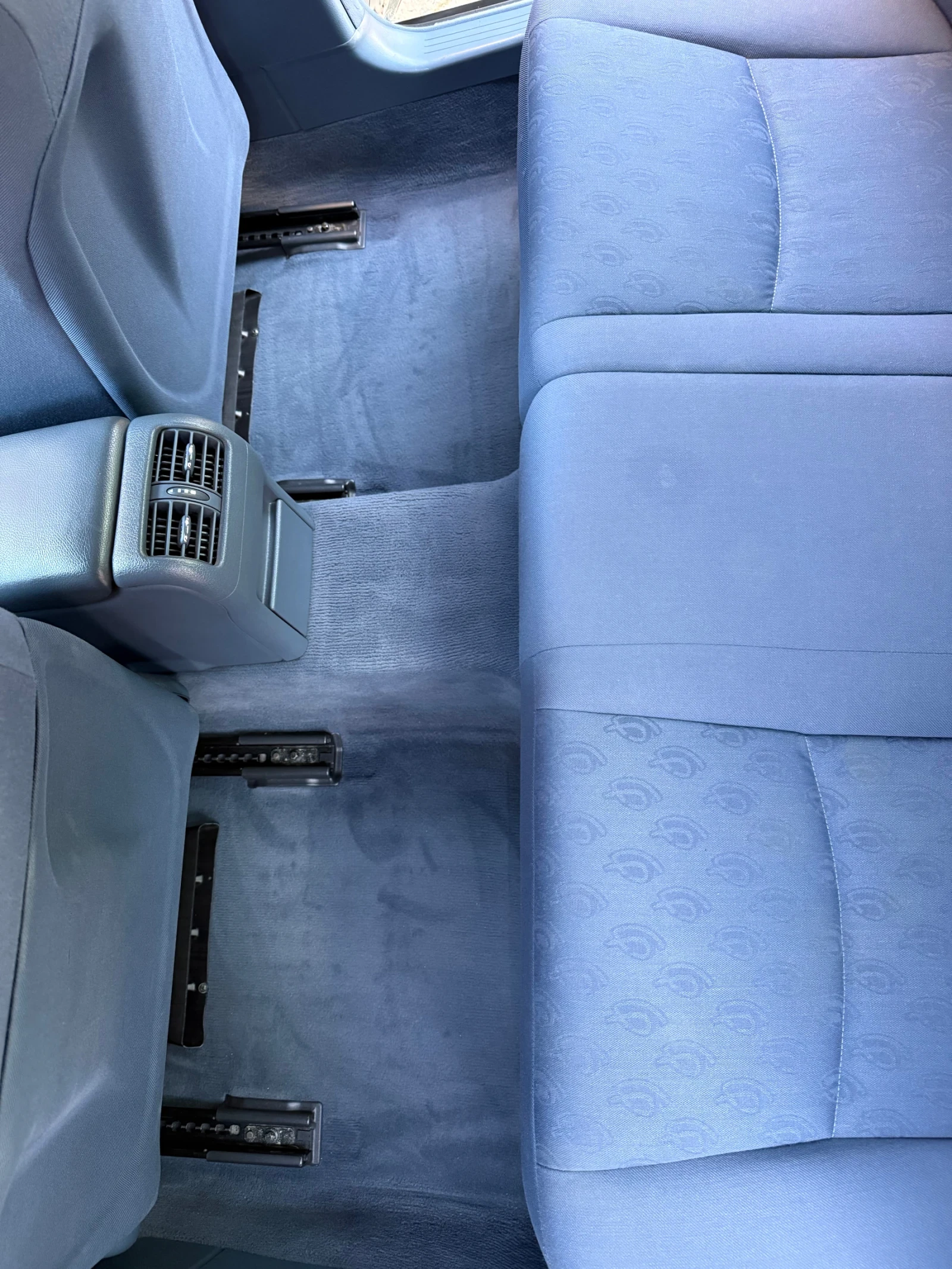 Mercedes-Benz C 180 Kompressor, снимка 5 - Автомобили и джипове - 55753941