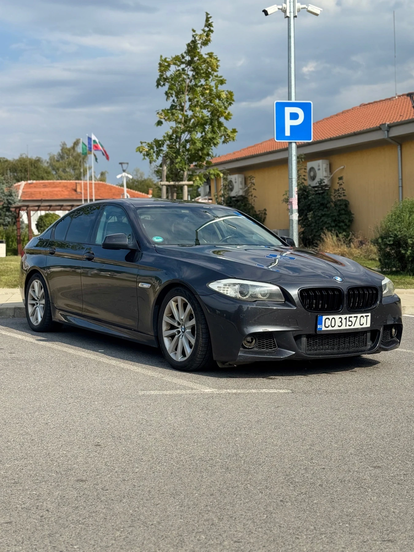BMW 528, снимка 3 - Автомобили и джипове - 56041777