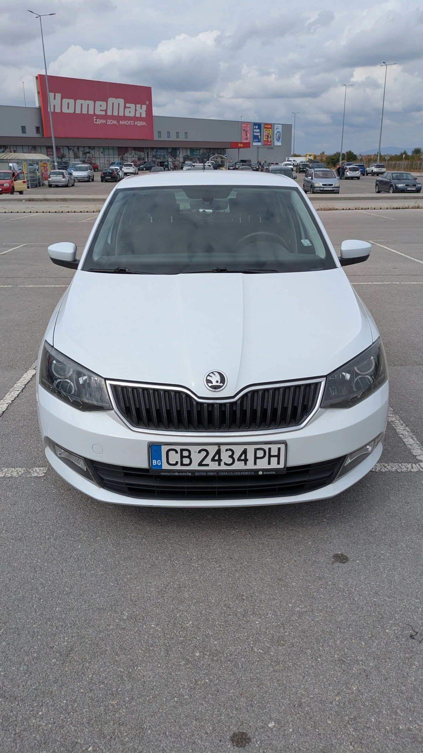 Skoda Fabia, снимка 2 - Автомобили и джипове - 56246573