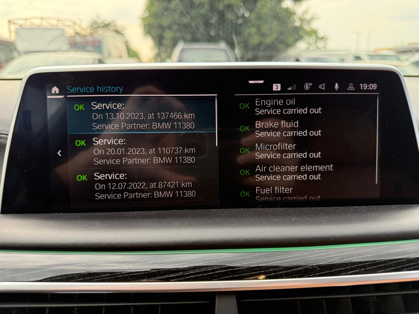 BMW 740 * INDIVIDUAL* FULL* M PACK* H&K* MASSAGE* SERVICE , снимка 7 - Автомобили и джипове - 56273415