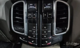 Porsche Cayenne 4.8 Turbo | ПАНОРАМА | МАСАЖ | ОБДУХВАНЕ | , снимка 16