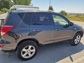 Toyota Rav4 2.2 136 к.с keyless/go, снимка 6