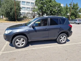 Toyota Rav4 2.2 136 к.с keyless/go, снимка 5