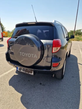 Toyota Rav4 2.2 136 к.с keyless/go, снимка 4